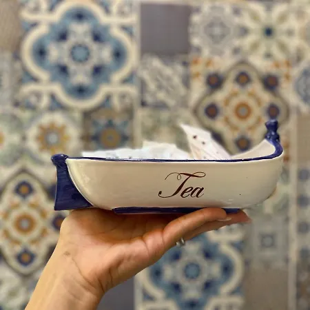 Tea Luxury - A Mare *