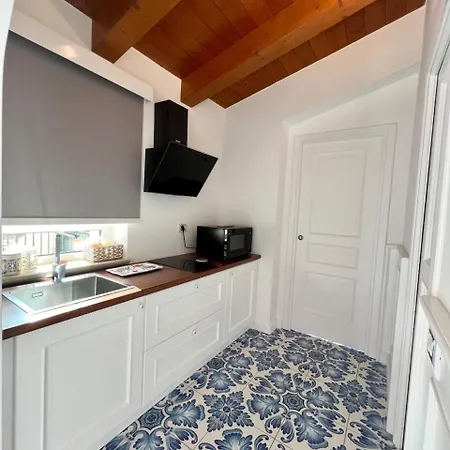 Tea Luxury - A Mare 普拉亚·阿马勒