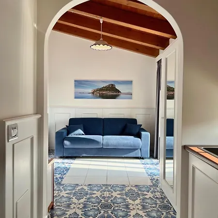 Tea Luxury - A Mare Nocleg ze śniadaniem Praia a Mare