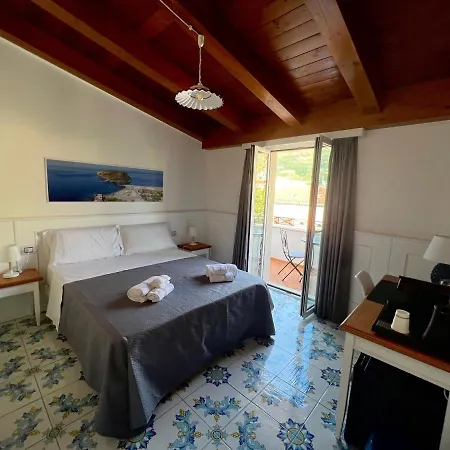 Bed & Breakfast Tea Luxury - A Mare