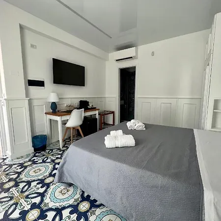 Bed and breakfast Tea Luxury - A Mare 4*