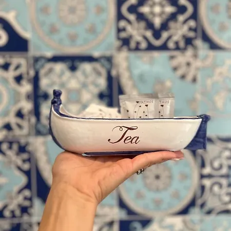 Tea Luxury - A Mare Frühstückspension Praia a Mare