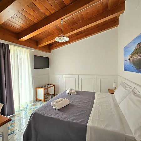 Tea Luxury - A Mare Bed & Breakfast