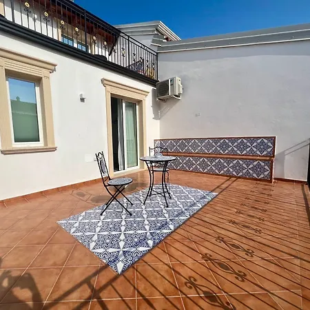 Bed & Breakfast Tea Luxury - A Mare Praia a Mare