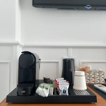 Bed & Breakfast Tea Luxury - A Mare Praia a Mare