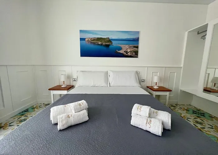 فندق مبيت وإفطار Tea Luxury - A Mare برايا إيه ماري