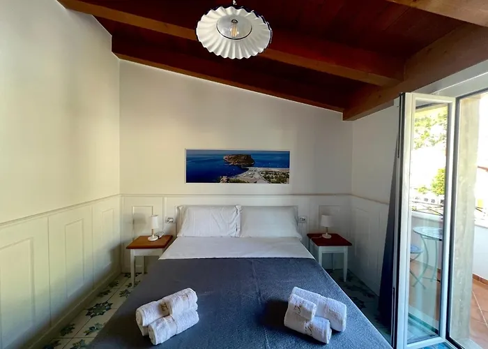 Tea Luxury - A Mare فندق مبيت وإفطار برايا إيه ماري